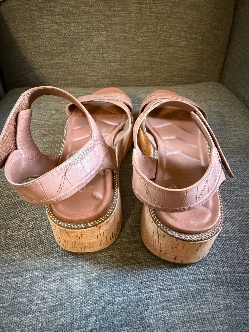 Franco Sarto Taupe Brown Croc Platform Cork Sandals Studded Ankle Strap 8.5